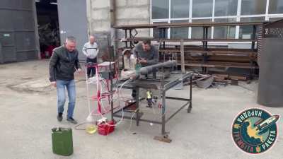 Ukrainian volunteers are assembling a small cruise missile with a pulsating Trembita engine. Its task is to destroy objects and exhaust the enemy’s anti-aircraft defense at a depth of up to 140 km.