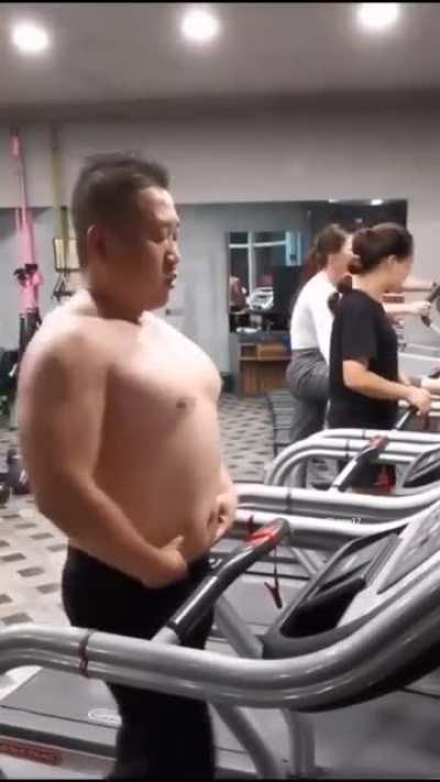 I need to be as confident as this guy....