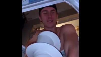 step bro got stuck