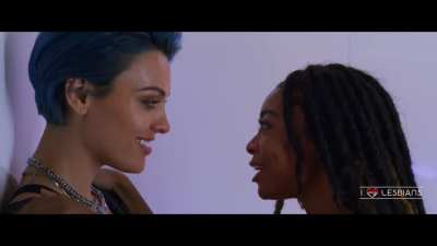 Wallis Day & Skai Jackson - 