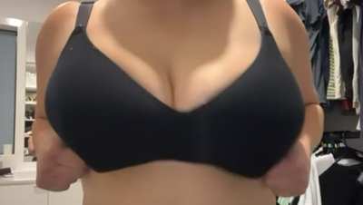 Undress with me