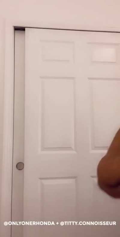 Ebony huge tits