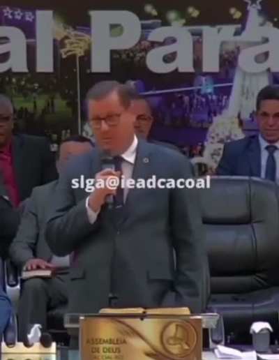 Pastor evangélico com discurso apolítico é tão surreal que pensei ser deepfake