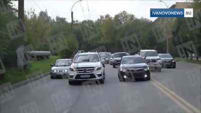 В Иваново прошла кавказская свадьба. Со стрельбой, выездом на встречку. Местные пожаловались в ментовку, и вот что им там ответили: «По итогам проверки факт стрельбы не подтвердился, оружие, в том числе автоматическое, найдено не было. Выезда на встречную
