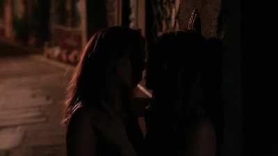 Alison Brie & Aubrey Plaza in Spin Me Around