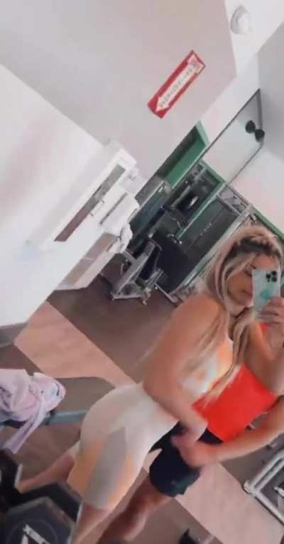 Tay Conti