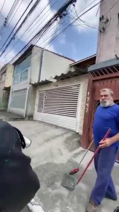 Dor no pescoço