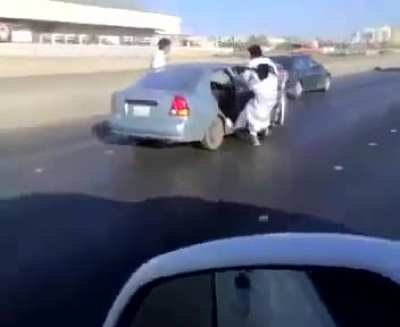 This is how saudis surf
