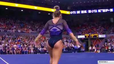 As requested, Kentucky’s Ashlyn Laclair is next‼️ 💙🤍🐱🤸‍♀️