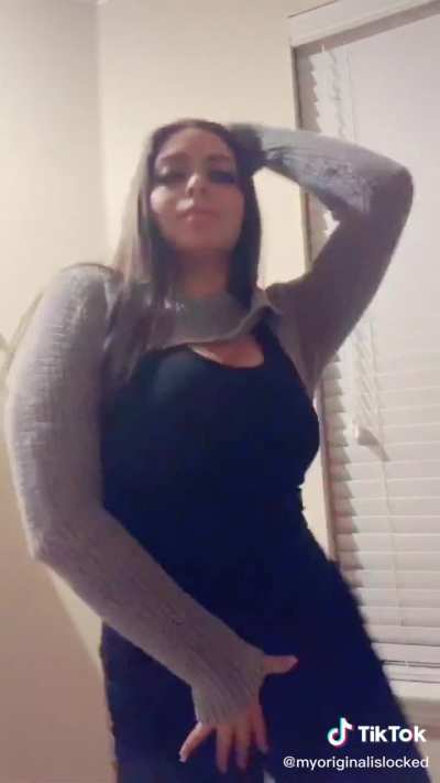 adept sexy tik tok