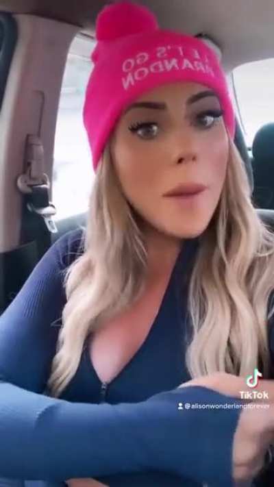 Antivaxx Qanon Karen has a meltdown because Trump told his idiot followers to get the vaccine