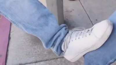 TIL how to tie a shoe