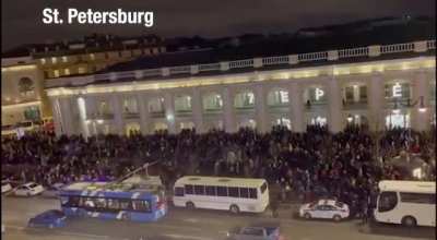 This is what bravery looks like: Russians protesting in the streets of Moscow, St. Petersburg, Novosibirsk & Tyumen against Putin's unprovoked attack on Ukraine.