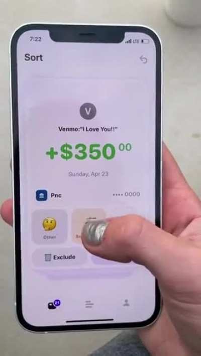 Daughter makes money off of her parents' separation