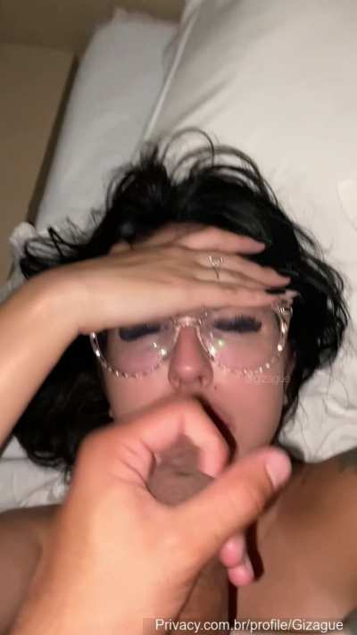 Gi