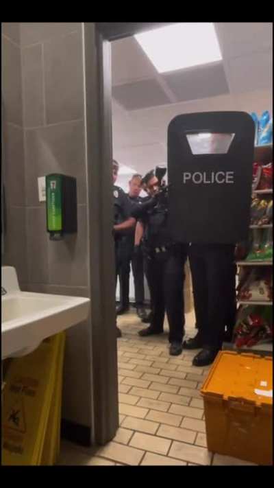 To take a shit