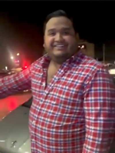 Jajaja este vato