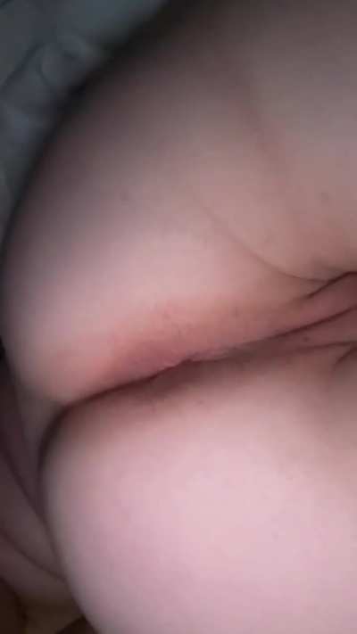 Faring nude