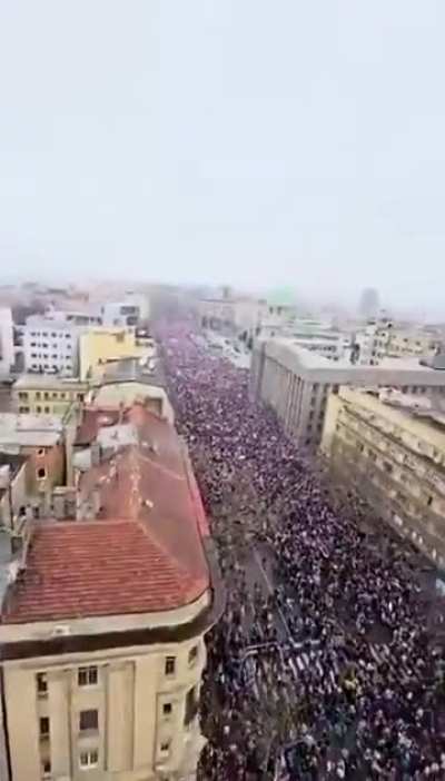 Ovo je nadrelano