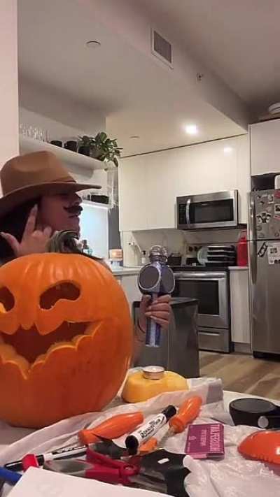 Halloween live