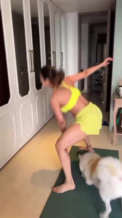 Malaika Arora Damm Workout 🔥🥵