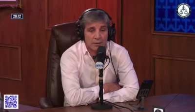 Luis Caputo “El tipo de cambio flota, puede subir o bajar. El BCRA solo interviene en los extremos de la banda. Tenemos que acostumbrarnos a eso. Es libre. Si te parece barato comprás, si te parece caro vendés”