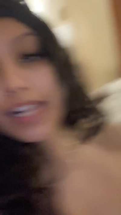 text me to take me out of my heels<wbr>😵‍💫😁❤<wbr>️