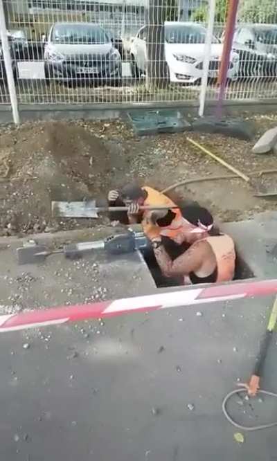 Insurgents be like