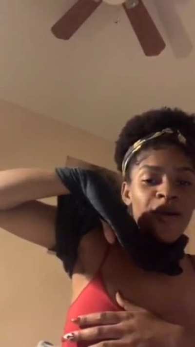 lil slan from periscope nipple slip from peri she did it on purpose