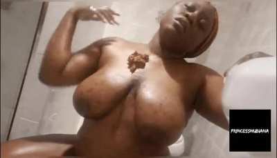Ebony scat