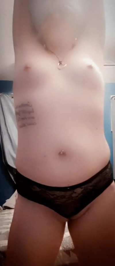 I wish I had bigger titties so I could drop them. Ill have to settle for reveals though.
