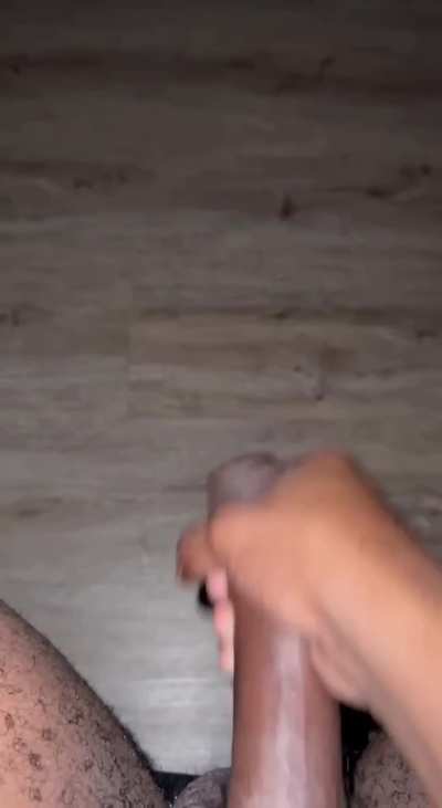Any horny husbands/bfs looking got a bbc to nut to their wives/gfs?