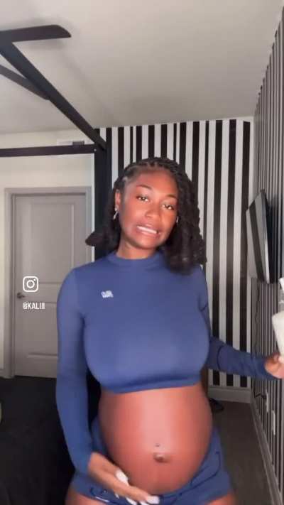 👀