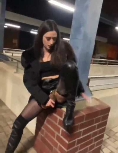 Just a public fountain - Part 2