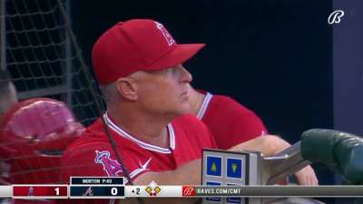 [Highlight] [Highlight] The Braves intentionally walk Shohei Ohtani and the home crowd starts to boo.