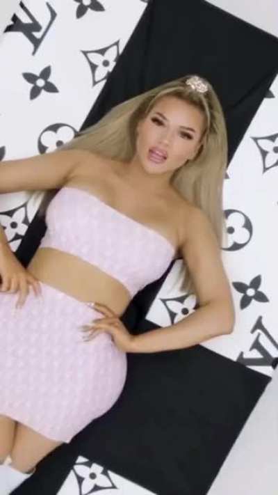 🤤