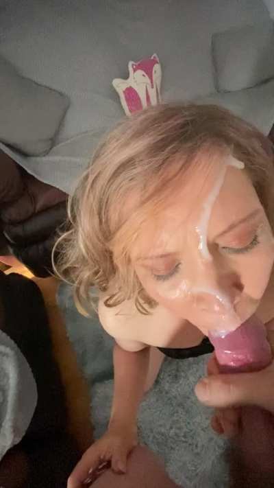 Cumslut milf[OC]