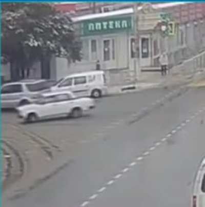 The new and improved Russian auto parking system