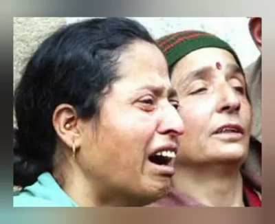 Aawaz mat Uthao bhaiyo