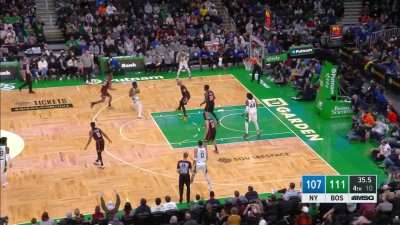[Highlight] An uncovered Josh Richardson puts away the Knicks