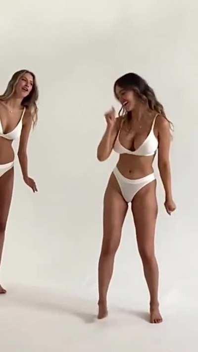 Ella bouncing/jiggling compilation