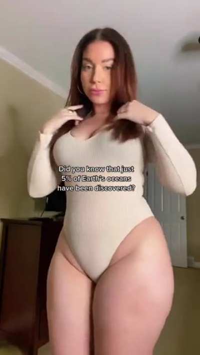 thiccck thighs....