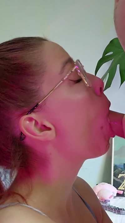 Redheads keep sucking after you cum