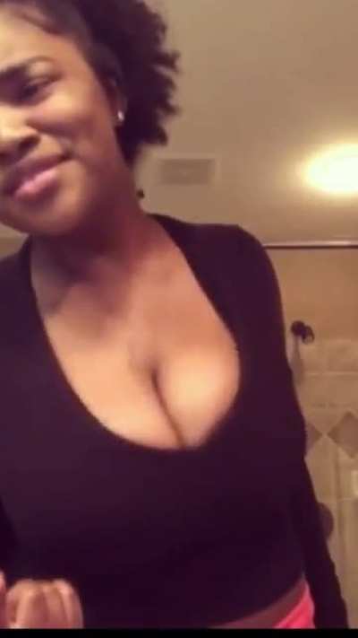 Summerella Tits Comp PT. 1 : a lil somethin I put together #King<wbr>Thirs<wbr>tTrap