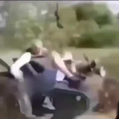 😈