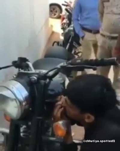 title pe kya rakha h