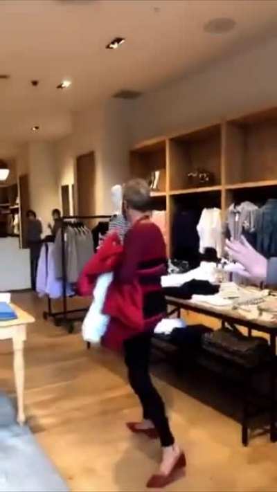 Woman loses it in store and starts screaming after being called Becky