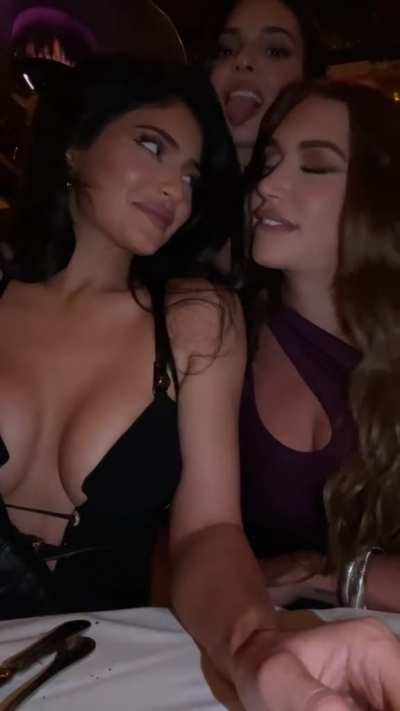 baddie in black 3