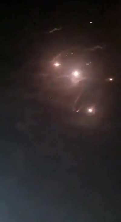 Iranian missiles hitting israeli defenses
