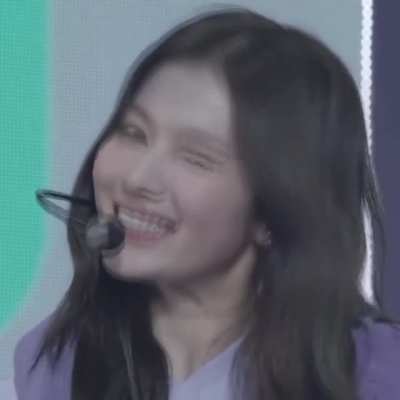 glitching sana